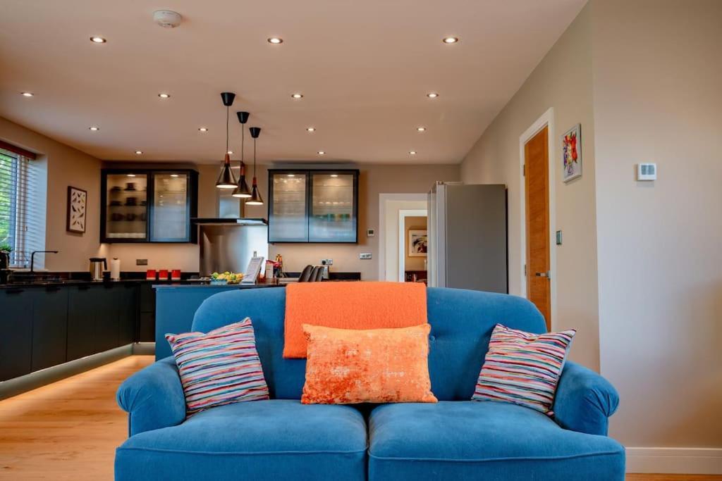 Host & - Hilltop House * Worcester