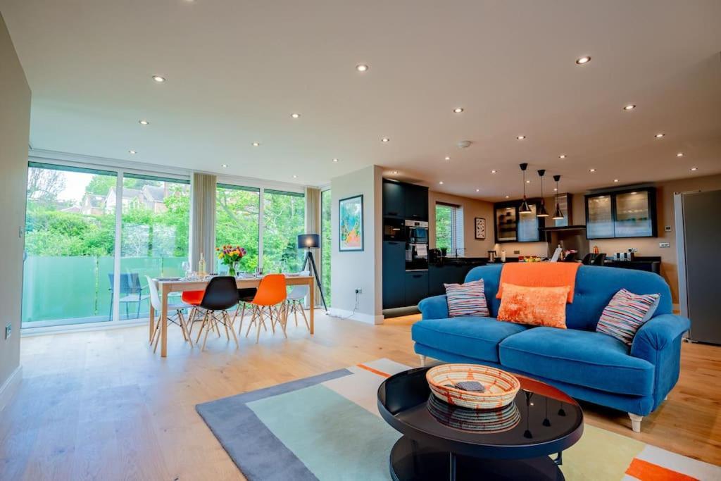 Host & - Hilltop House * Worcester